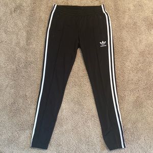 Aritzia Adidas Track Tapered Pants Snug Fit S